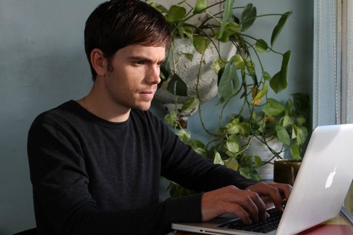 задуманное 2012. на грани (2012) сэм уортингтон. задуманное 2012. задуманное 2012. шьямалан явление.