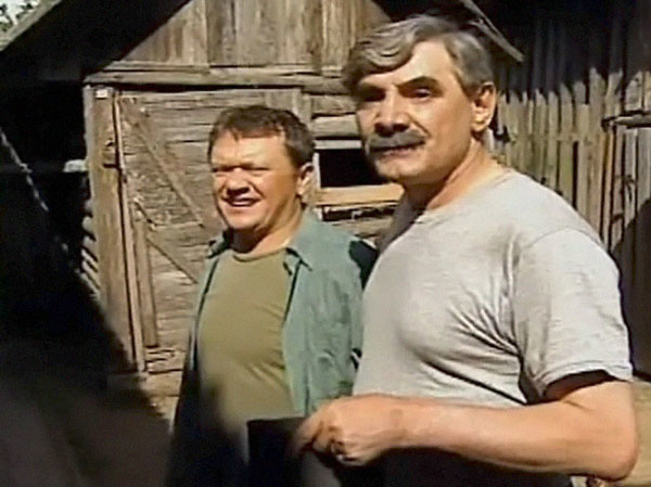 Полет над капустным полем. Полёт аиста над капустным полем смотреть. Полет аиста над капустным полем фильм 2004 машина. Птицы летающие над полем. Полет над капустным полем.