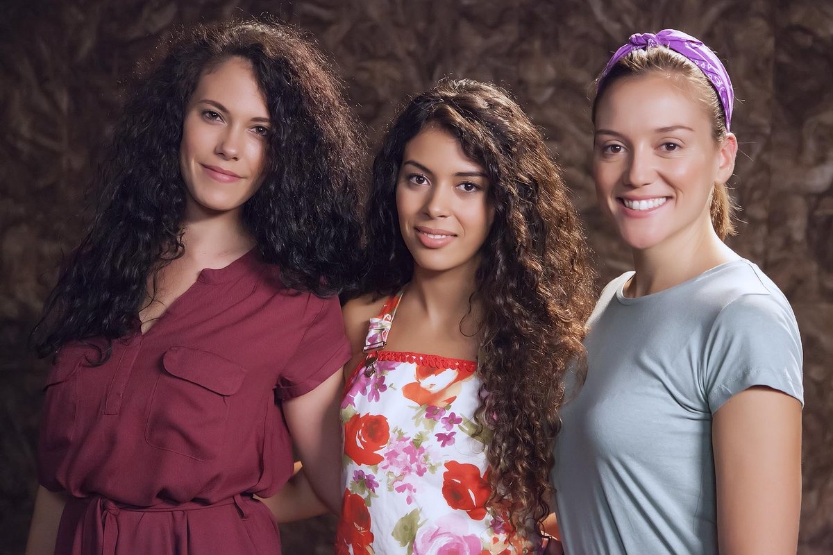 Среди олив. Среди олив. Среди олив. Среди олив. Олив аранья.