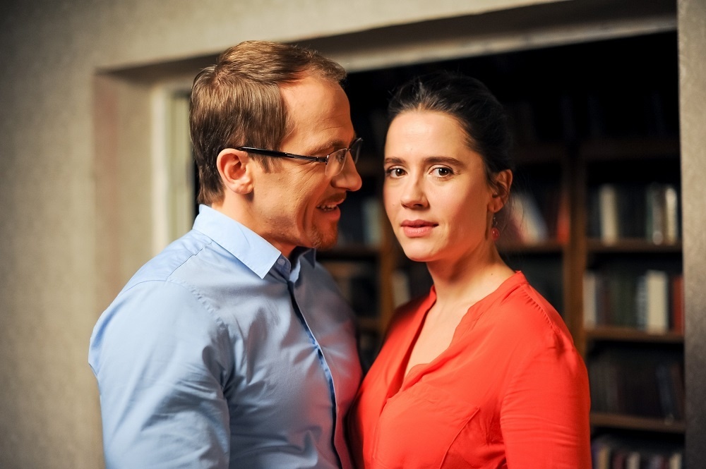 мелодрама доктор ковальчук. мелодрама доктор ковальчук. доктор ковальчук сериал 2017–2018. ковальчук мой доктор. доктор ковальчук на русском языке.